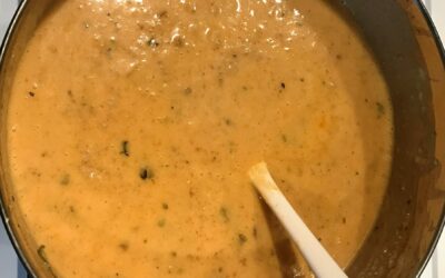 Jordskokkesuppe med brun myseost